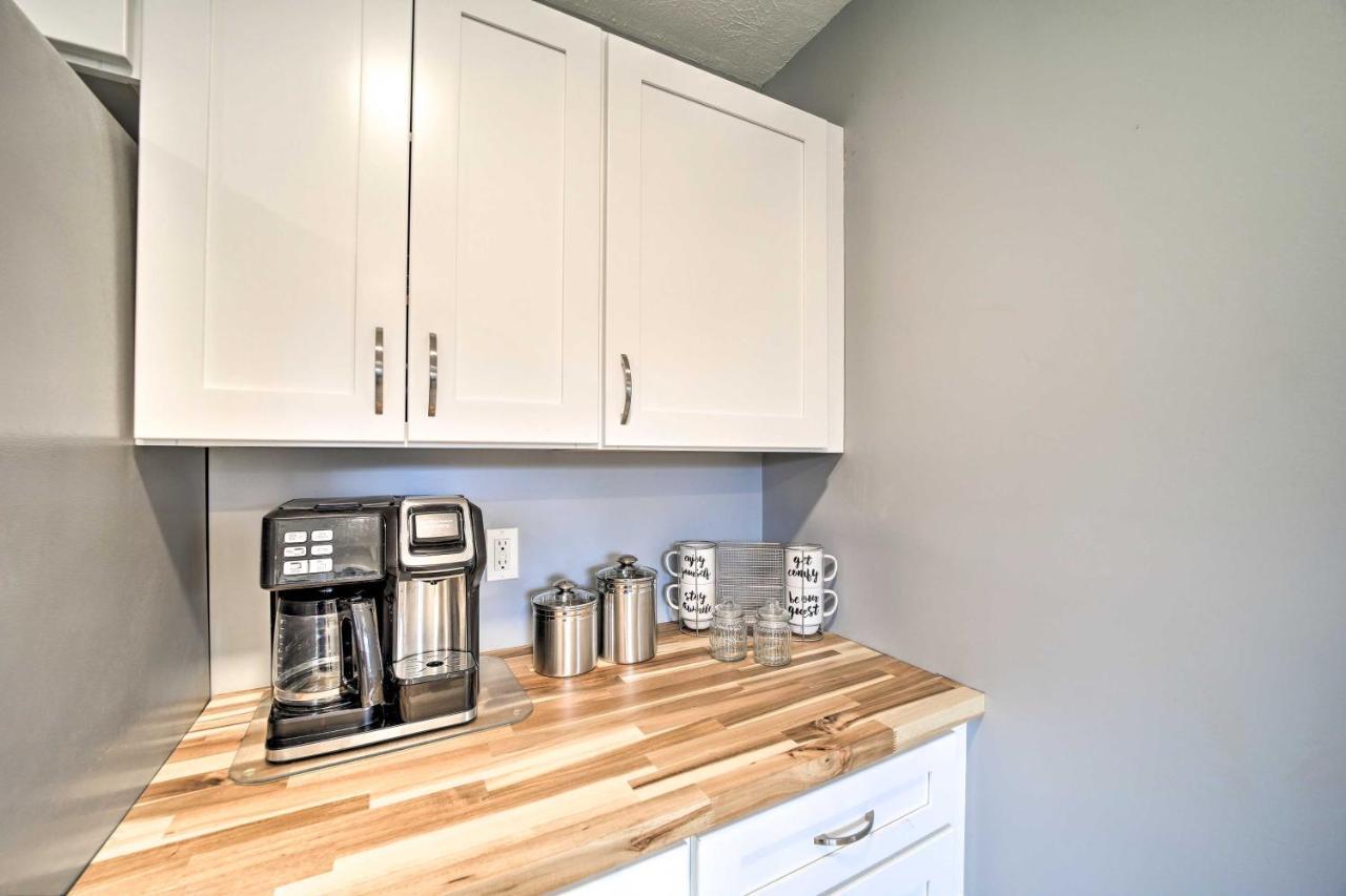 Holiday home With Fenced-in Yard 7 Mi To Downtown *